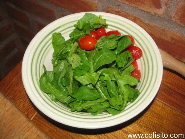 tomate y rúcula